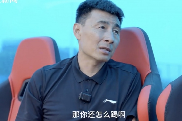 李瑋鋒：國足踢新加坡都這么費(fèi)勁，那這球還怎么踢呢？
