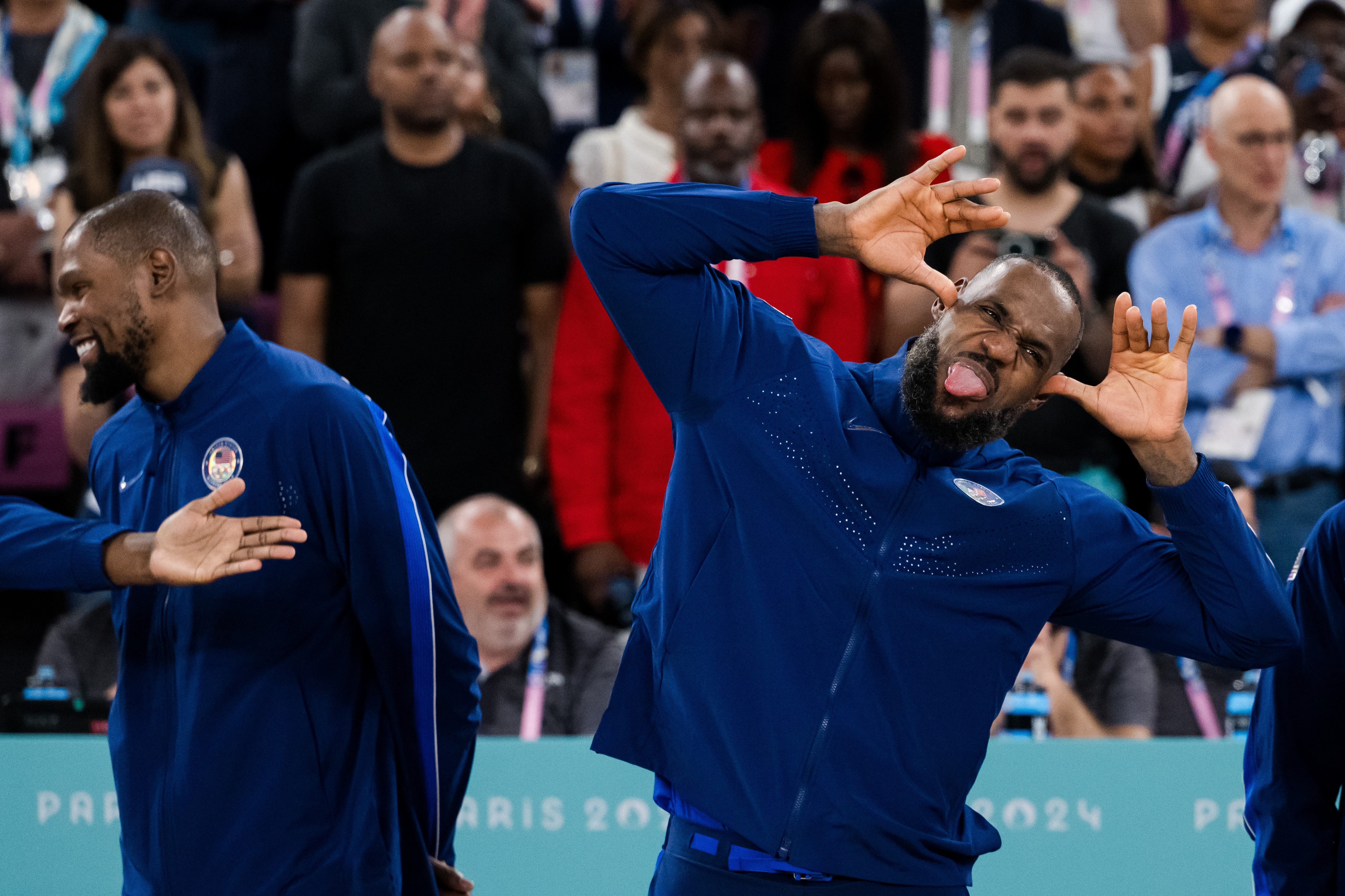 KD：我的個人排名喬詹科都在我之下 這只是小孩子的游戲 不要當(dāng)真