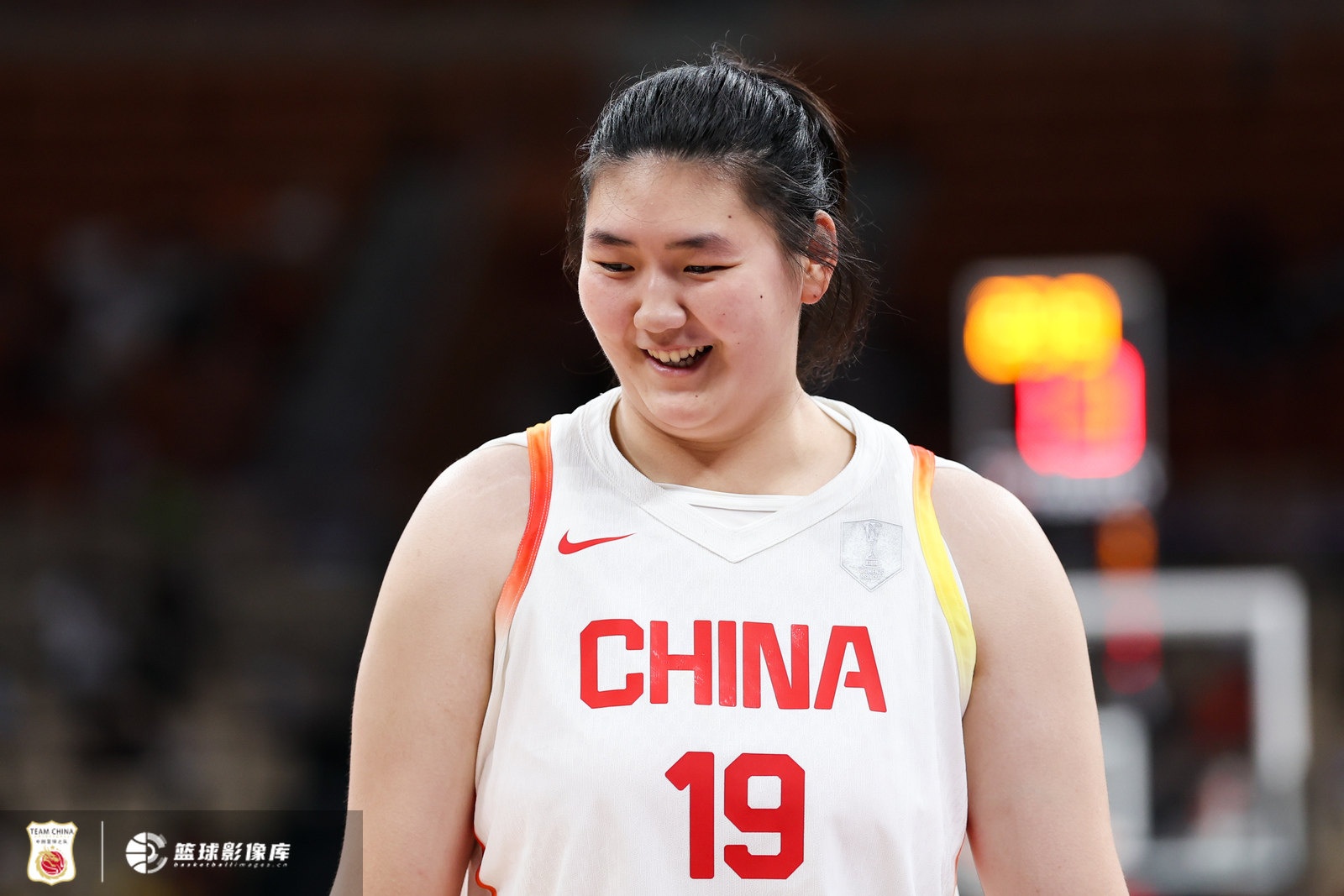 亞洲杯半決賽！季孟年：中國女籃面對(duì)日本隊(duì)有至少10-15分的優(yōu)勢(shì)