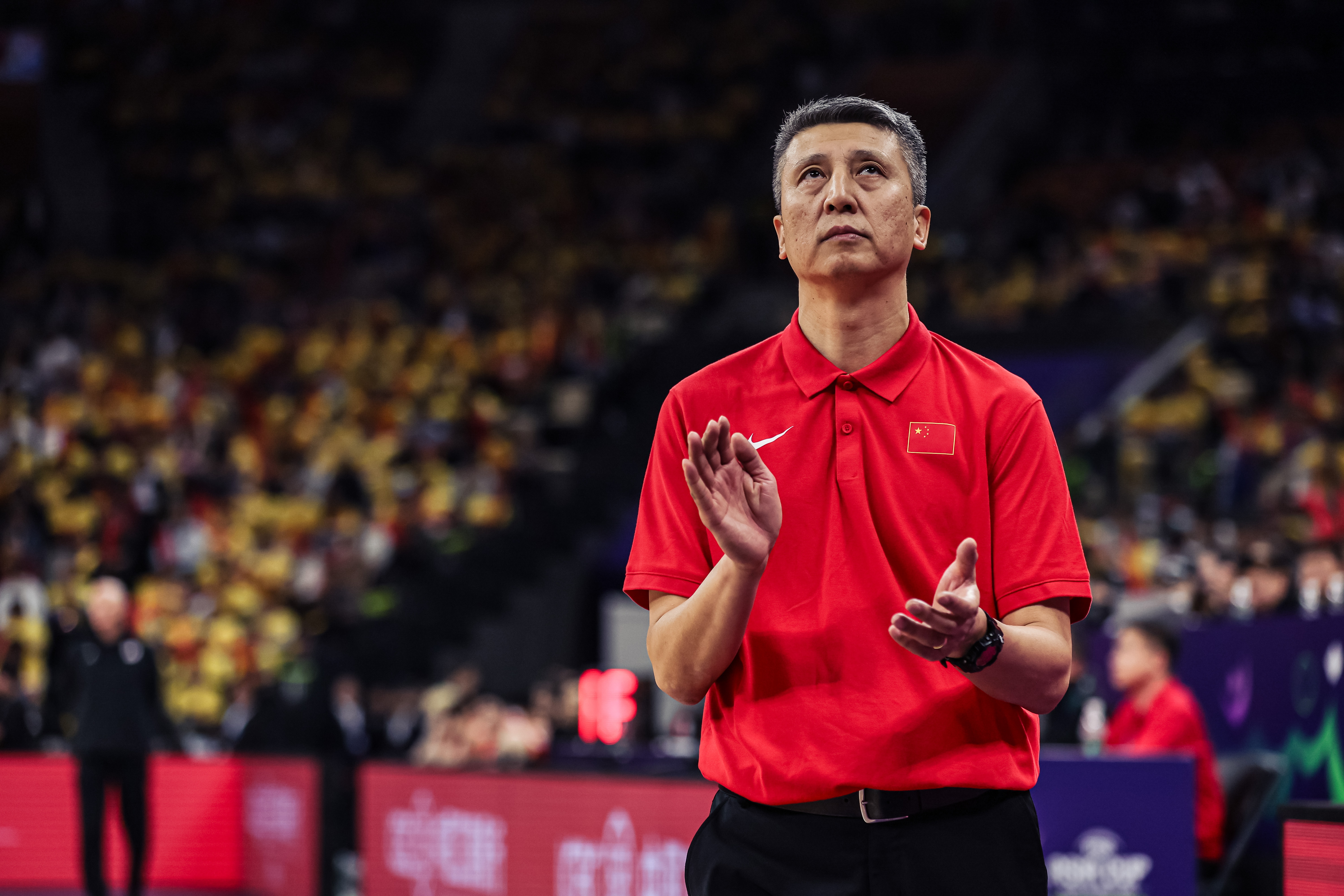 王俊杰被提上首發(fā)！郭士強(qiáng)：主要根據(jù)球員狀態(tài)&對(duì)手人員進(jìn)行調(diào)整