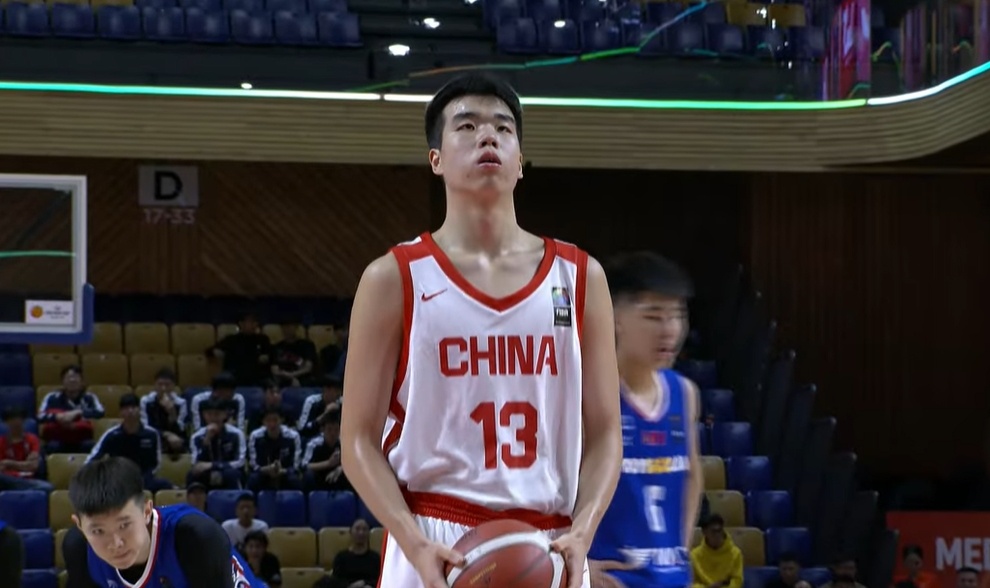 獨木難支！張懿趙杰35分鐘11中5拿到全隊最高13分外加5板2斷