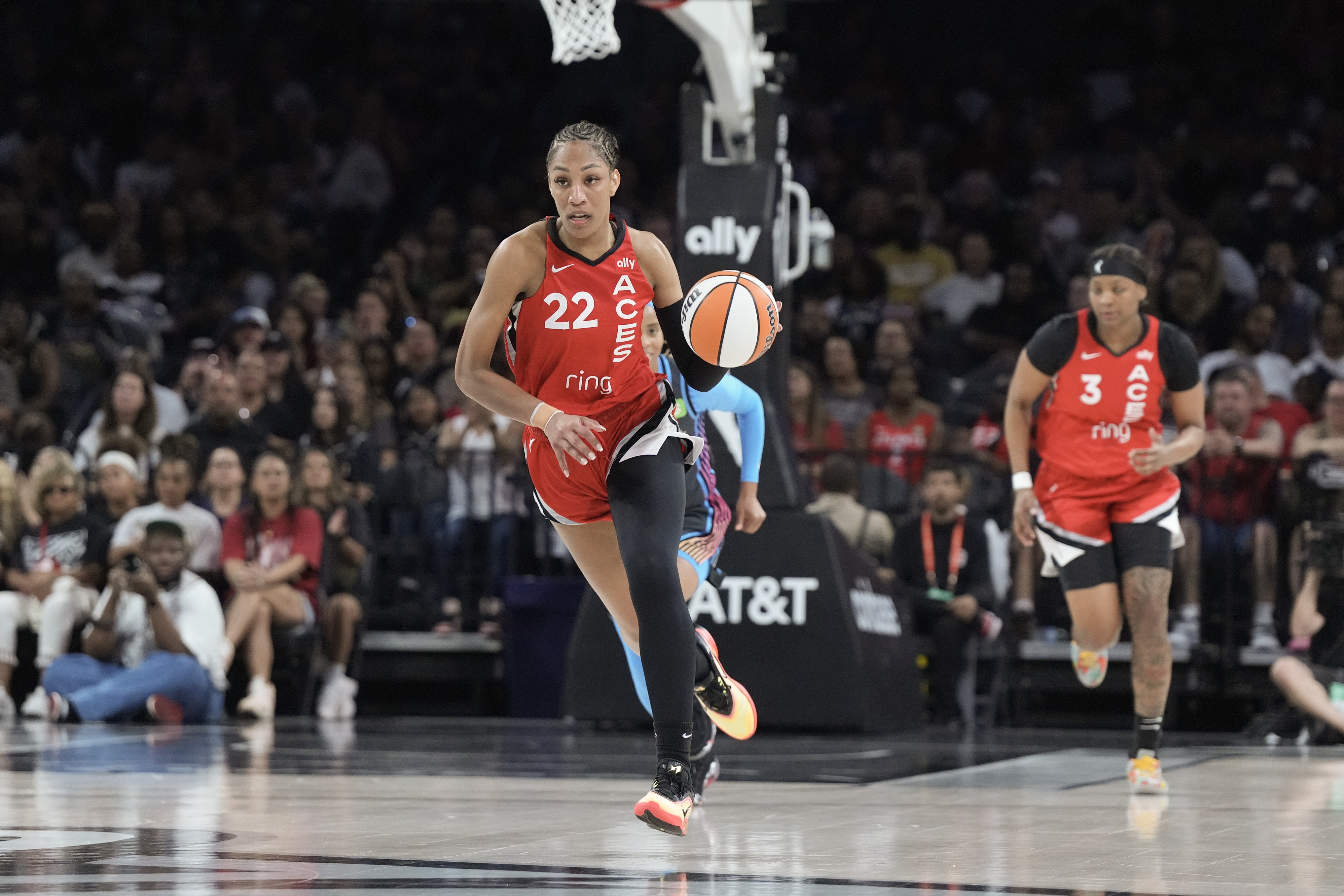 WNBA公布MVP五大候選：阿賈、科利爾、格雷、米切爾、托馬斯