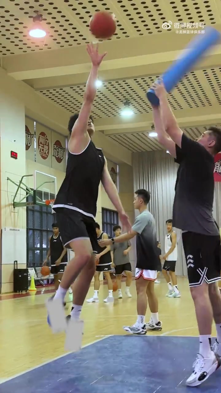 備戰(zhàn)NBA季前賽訓(xùn)練，相信過程！??